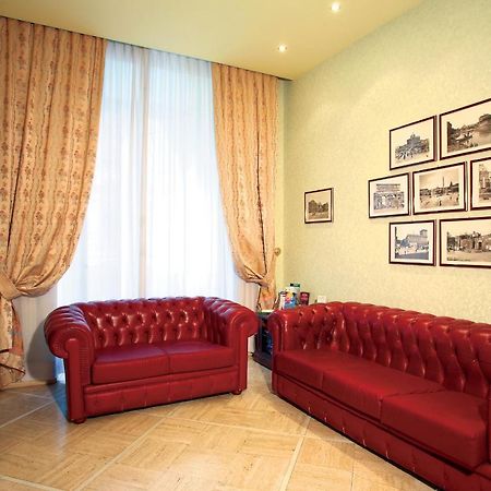 Hotel Dina Ρώμη Εξωτερικό φωτογραφία